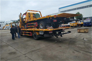 带岭同城汽车补胎